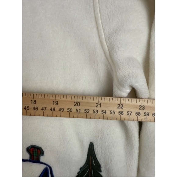 Studio Works Fleece Sweater Women's Size 1X White Multi Embroidered Christmas - Picture 5 of 6